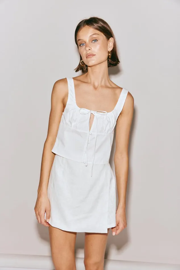 VRG GRL Sleeveless Romee Top White 8211 Women VRG GRL Sleeveless Romee Top White 8211 Women