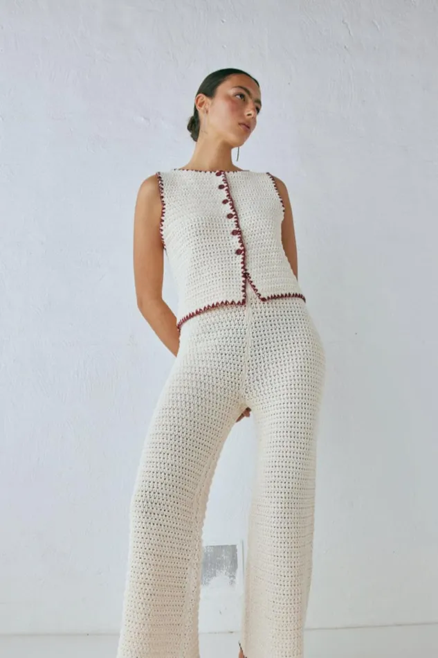 VRG GRL Vests Stella Knit Vest Cream 8211 Women VRG GRL Vests Stella Knit Vest Cream 8211 Women