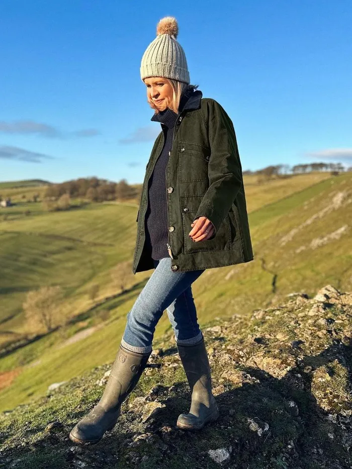 White Stuff COATS and JACKETS Juniper Cotton Jacket Khaki Green 8211 Women White Stuff COATS and JACKETS Juniper Cotton Jacket Khaki Green 8211 Women