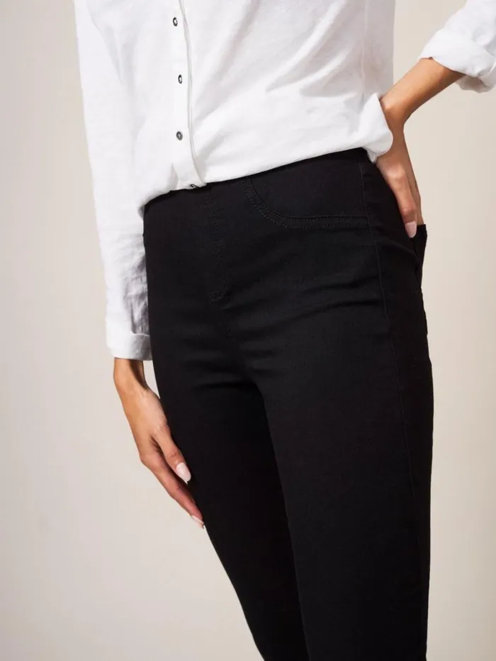 White Stuff JEANS Janey Full Length Jegging Pure Black 8211 Women White Stuff JEANS Janey Full Length Jegging Pure Black 8211 Women