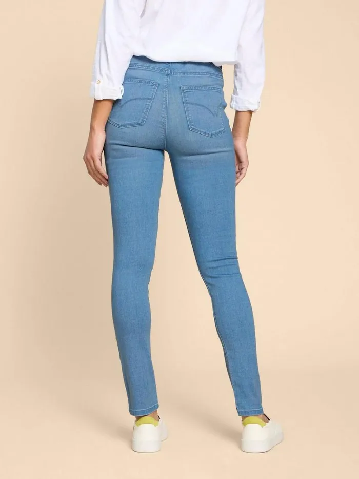 White Stuff JEANS Janey Jegging Light Denim 8211 Women White Stuff JEANS Janey Jegging Light Denim 8211 Women