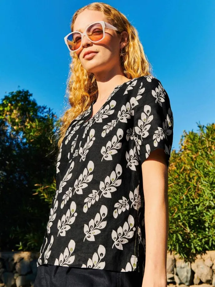 White Stuff SHIRTS and BLOUSES June Linen Top Black Multi 8211 Women White Stuff SHIRTS and BLOUSES June Linen Top Black Multi 8211 Women