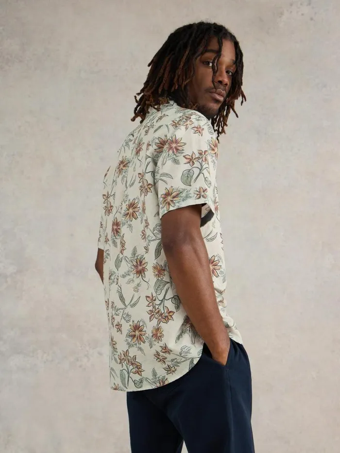White Stuff SHIRTS Floral Printed SS Shirt Natural Print 8211 Men White Stuff SHIRTS Floral Printed SS Shirt Natural Print 8211 Men