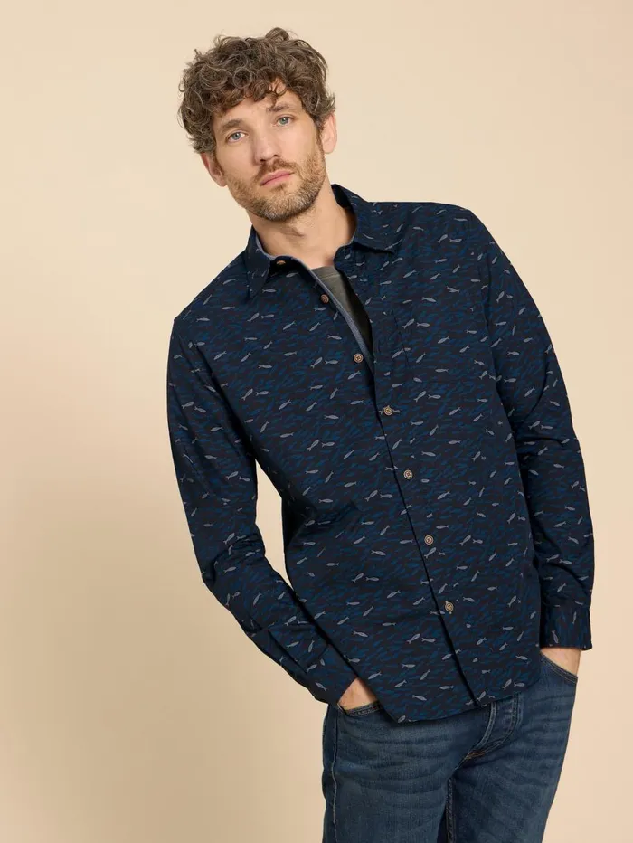 White Stuff SHIRTS Shoal Printed LS Shirt Navy Print 8211 Men White Stuff SHIRTS Shoal Printed LS Shirt Navy Print 8211 Men