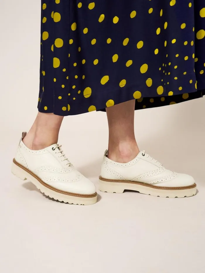 White Stuff SHOES Chunky Leather Lace Up Brogue Light Natural 8211 Women White Stuff SHOES Chunky Leather Lace Up Brogue Light Natural 8211 Women