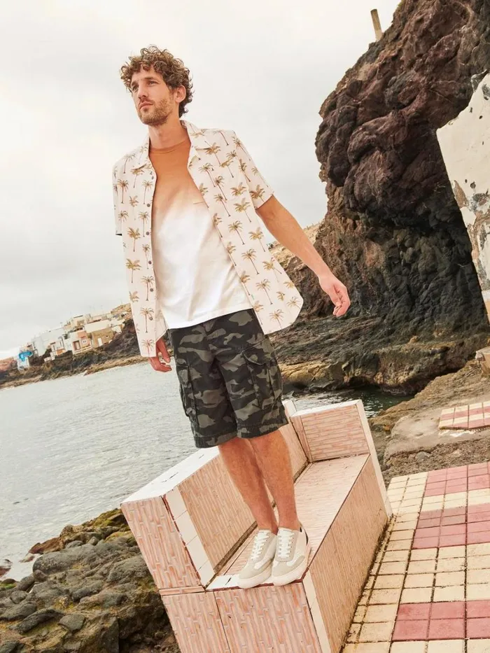 White Stuff SHORTS Halsall Organic Cargo Short Green Multi 8211 Men White Stuff SHORTS Halsall Organic Cargo Short Green Multi 8211 Men