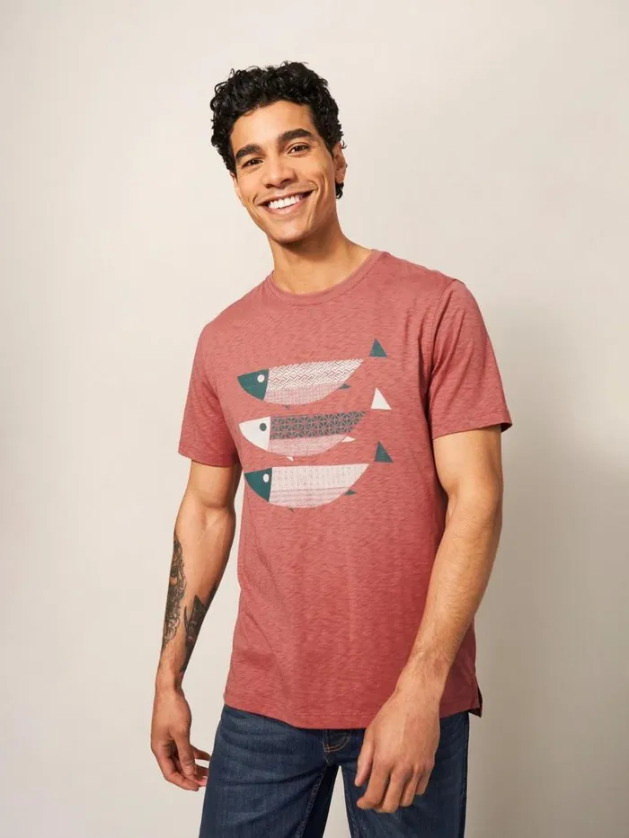 White Stuff TSHIRTS Fish Graphic Tee Dark Pink 8211 Men