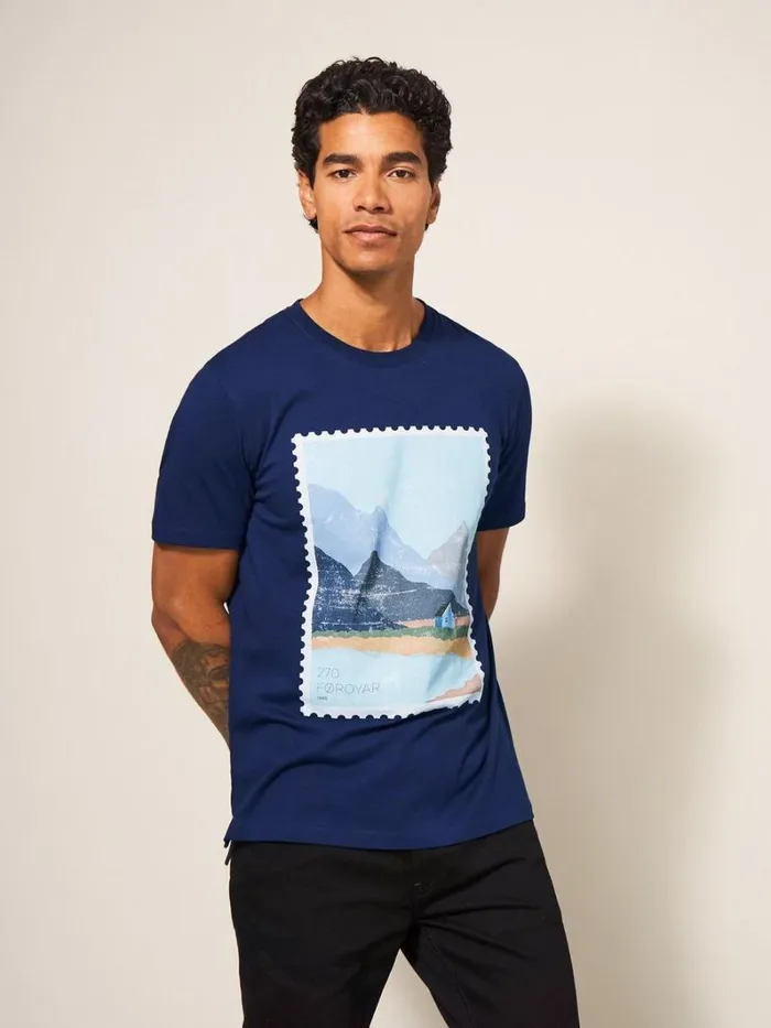 White Stuff TSHIRTS Foroyar Graphic Tshirt French Navy 8211 Men White Stuff TSHIRTS Foroyar Graphic Tshirt French Navy 8211 Men