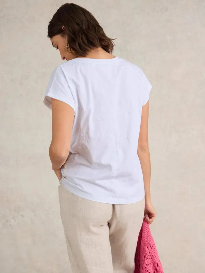 White Stuff TOPS and TEES NELLY NOTCH NECK EMBROIDERED TEE Brilliant White 8211 Women White Stuff TOPS and TEES NELLY NOTCH NECK EMBROIDERED TEE Brilliant White 8211 Women