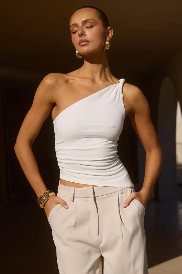 Women Basic Runaway The Label COBIE TOP White
