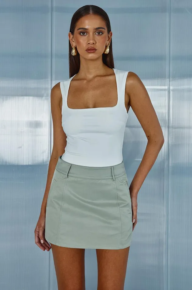 Women Basic Runaway The Label REIGN TOP White
