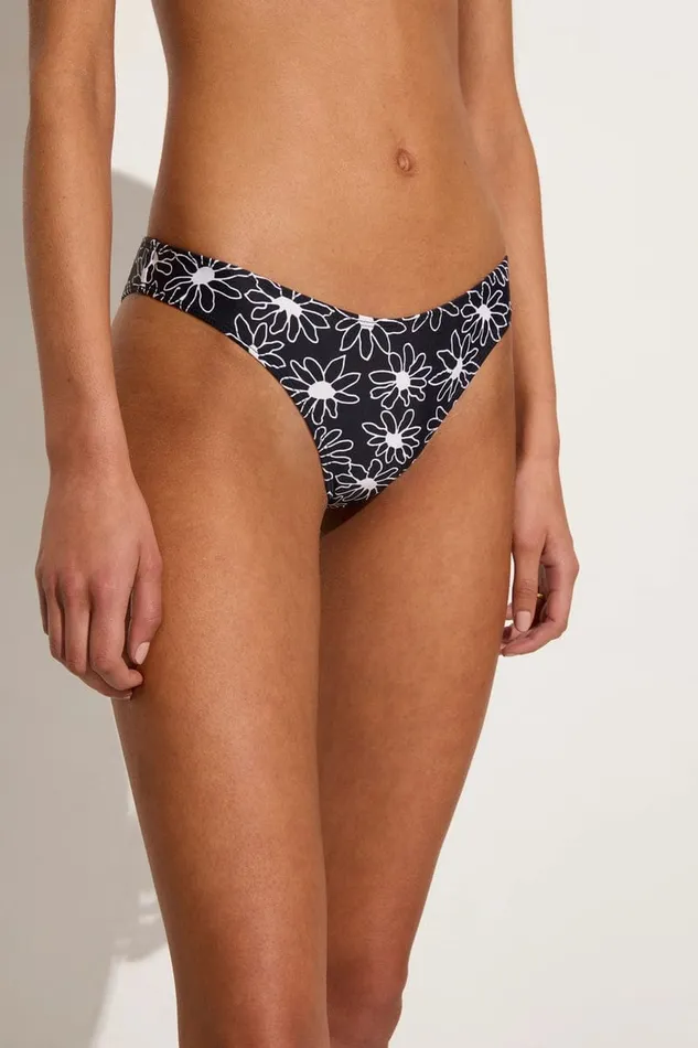 Women Bebe Bikini Bottoms La Isla Floral 8211 Final Sale Faithfull The Brand Swim Women Bebe Bikini Bottoms La Isla Floral 8211 Final Sale Faithfull The Brand Swim