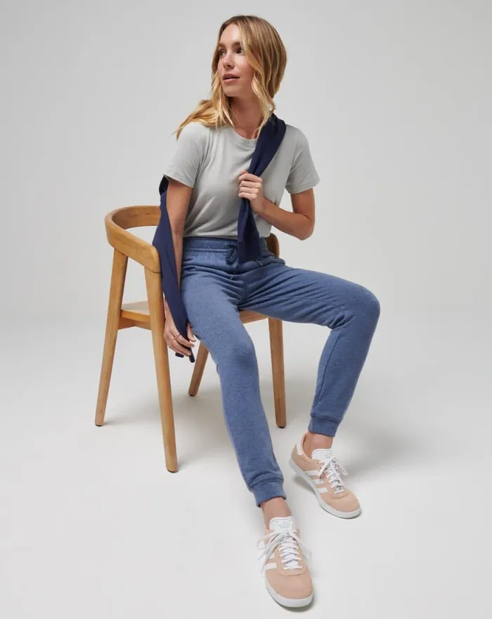 Women CLOUD FLEECE JOGGER Heather Navy TravisMathew Pants