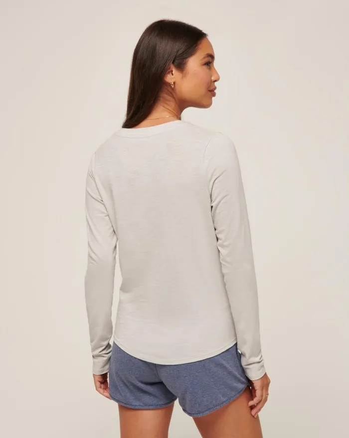 Women CLOUD JERSEY HENLEY Light Grey TravisMathew Tees