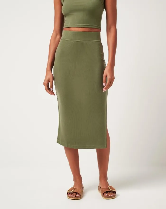 Women CLOUD RIB SKIRT Clover TravisMathew Skorts and Skirts