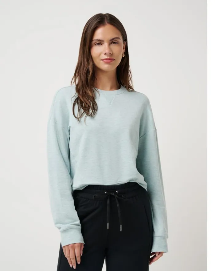 Women CLOUD TERRY CREW Heather Ether TravisMathew Hoodies and Pullovers