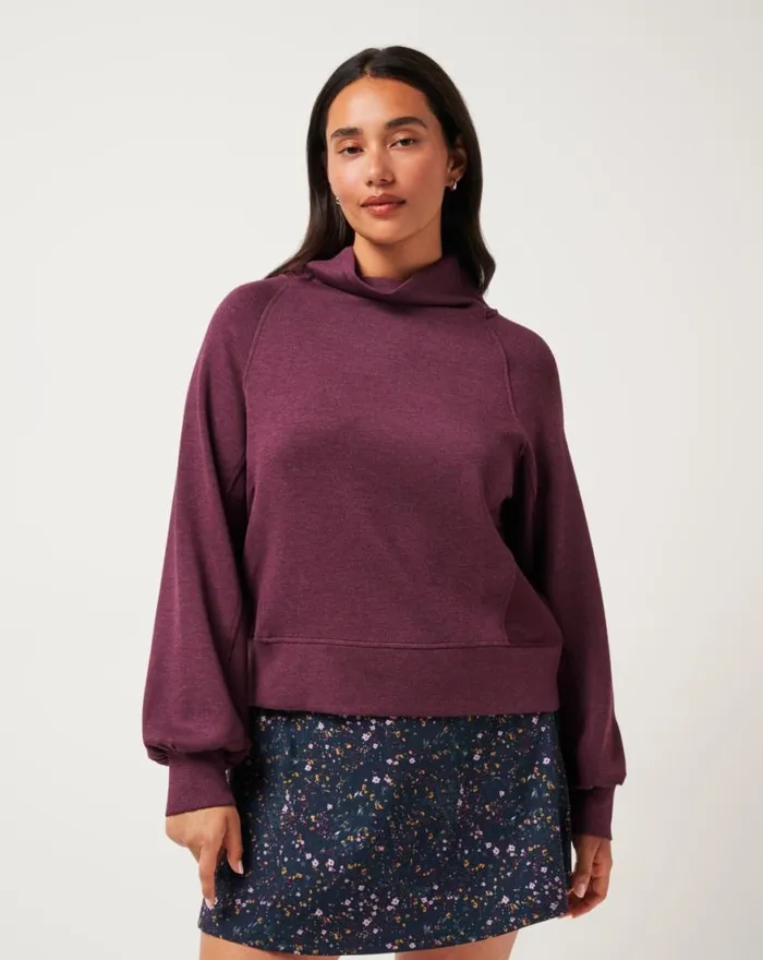 Women DELIGHTFUL FUNNEL NECK Heather Winetasting TravisMathew Hoodies and Pullovers