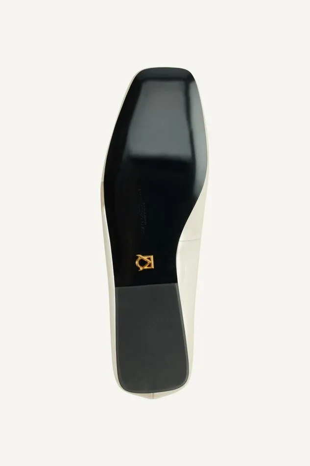 Women Donna Karan Flats And Loafers KYLEE BALLET FLAT Whitegold