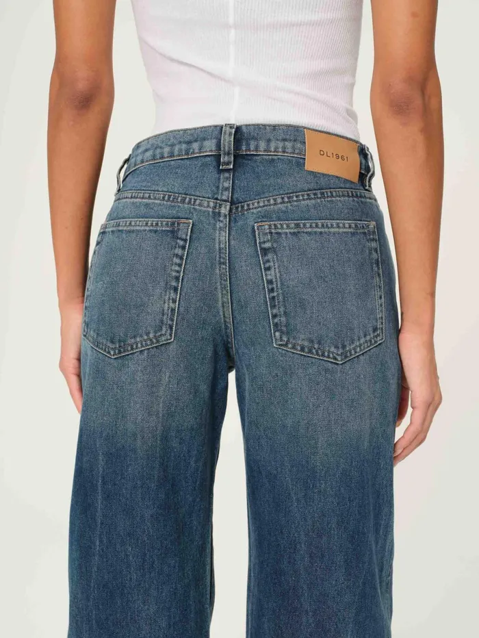 Women Drue Straight Low Rise 32034 Jeans DL1961 Tall