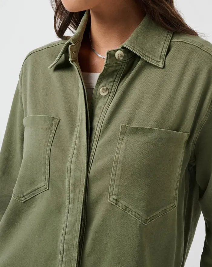 Women EVERYDAY BUTTON DOWN Clover TravisMathew Shirts and Tops