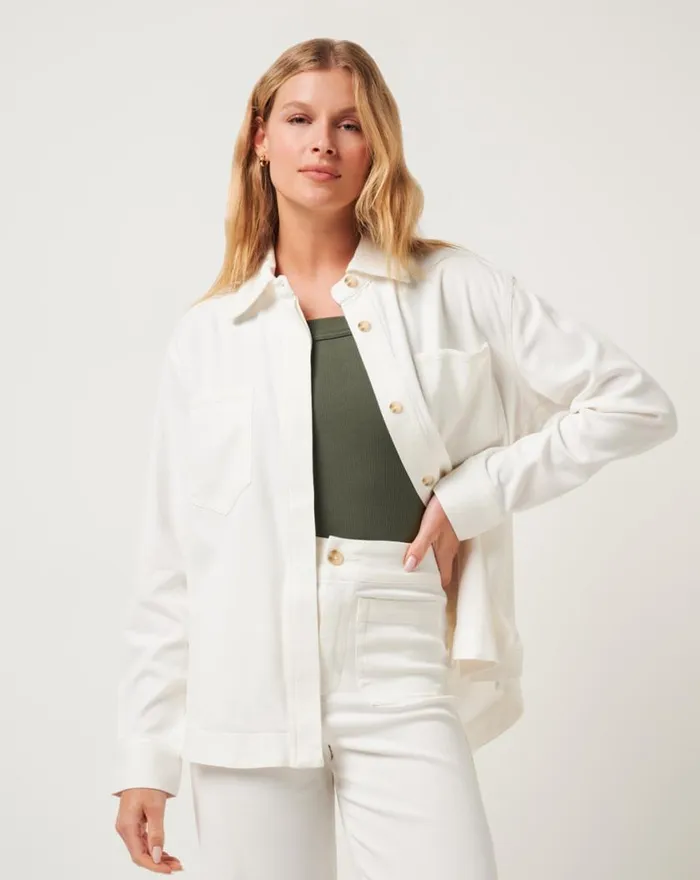 Women EVERYDAY BUTTON DOWN White TravisMathew Jackets