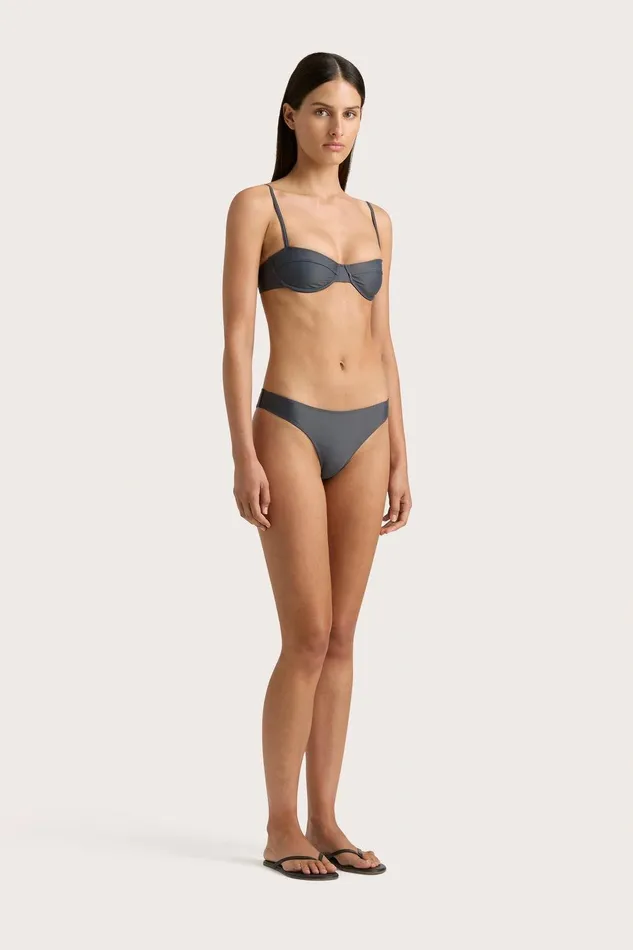 Women Farrah Bikini Top Charred Navy Faithfull The Brand Swim Women Farrah Bikini Top Charred Navy Faithfull The Brand Swim