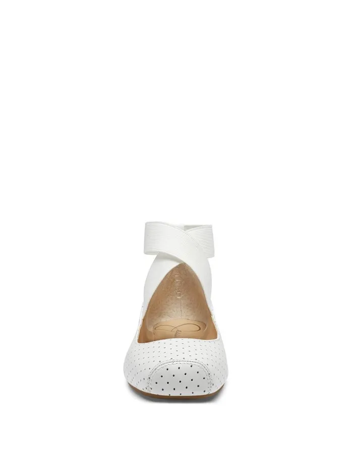 Women Flats Jessica Simpson Mandalaye Ballet Flat In White Perforated Bright White