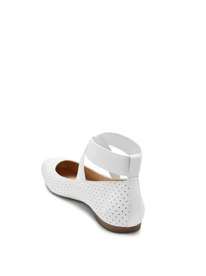 Women Flats Jessica Simpson Mandalaye Ballet Flat In White Perforated Bright White