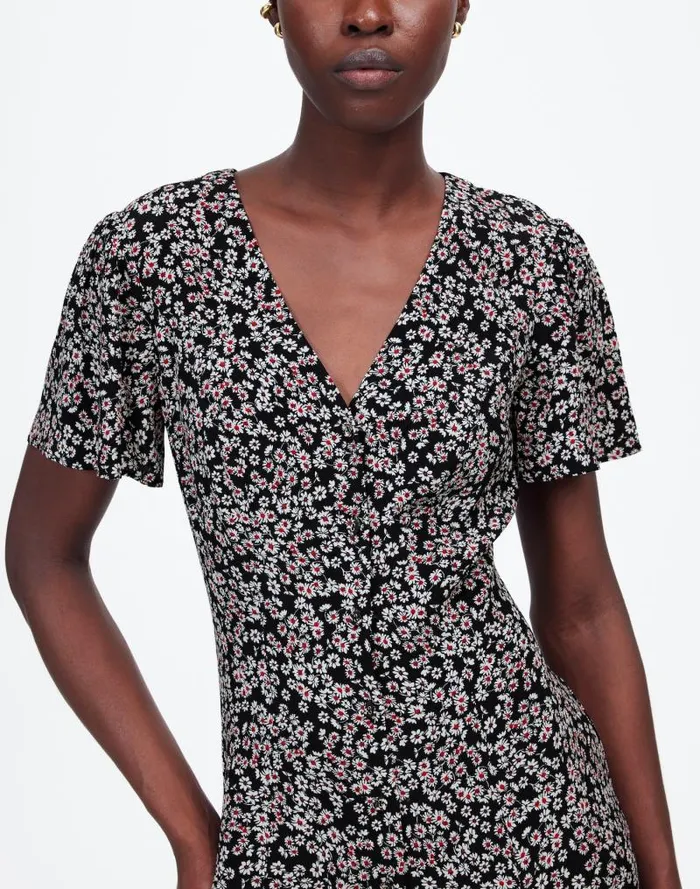 Women FlutterSleeve Mini Dress In Floral Daisy Black Ground Madewell Dresses