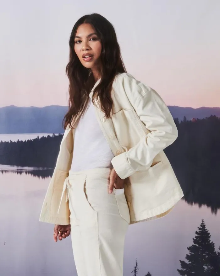 Women FRIDAY FEELING SHACKET Eggnog TravisMathew Jackets