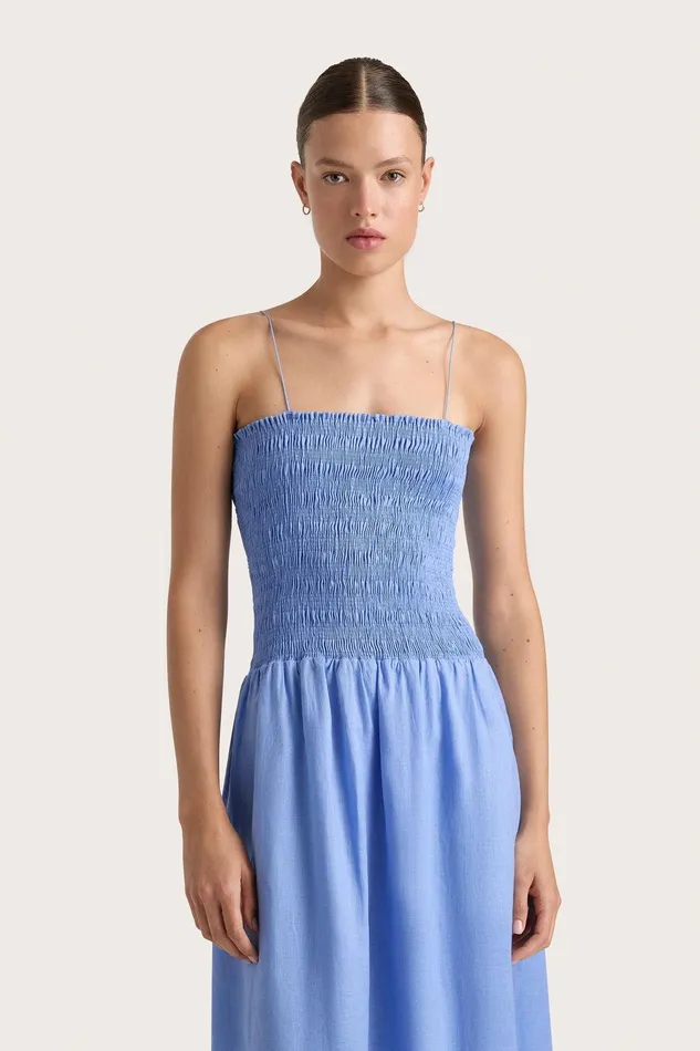 Women Geriba Midi Dress Mid Blue Faithfull The Brand Dresses Women Geriba Midi Dress Mid Blue Faithfull The Brand Dresses