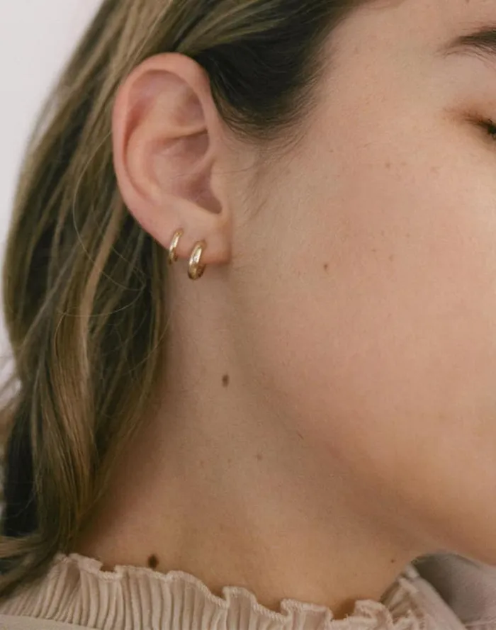 Women Kinn Studio Classic Huggie Earrings Gold Madewell Jewelry