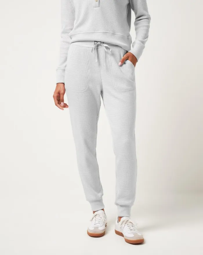 Women LONG WEEKEND JOGGER Heather Light Grey TravisMathew Pants