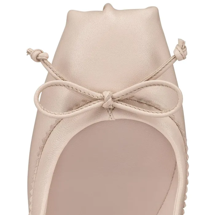 Women Mamadrague Ballerinas 8211 Nappa Leather 8211 Leche Beige Christian Louboutin Flats