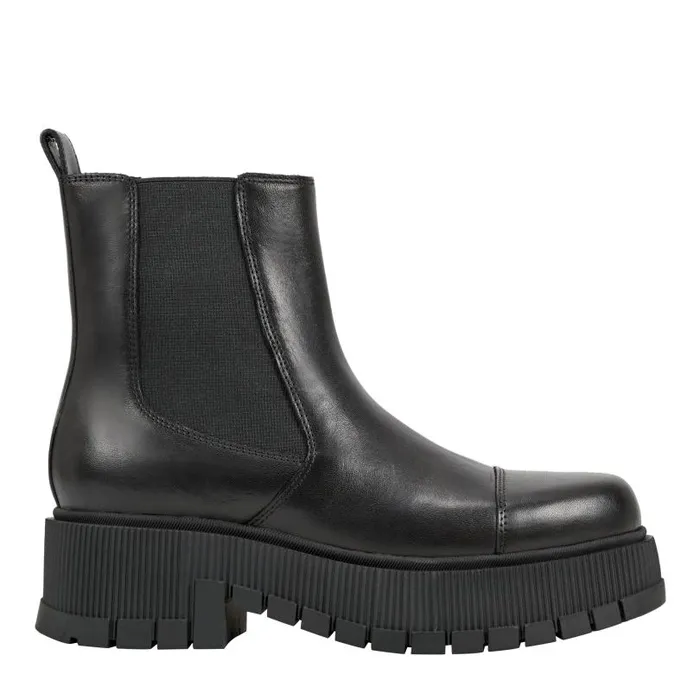Women Marc Fisher Casual Boots Bermida Lug Sole Bootie Black Leather