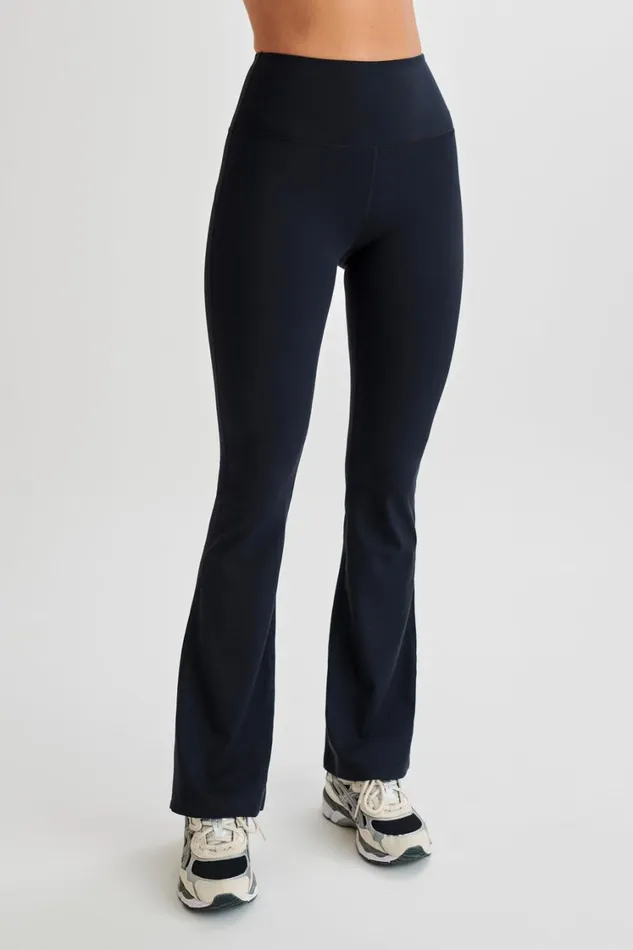 Women Meshki Bottoms Jesse Flared Yoga Pants 8211 Black