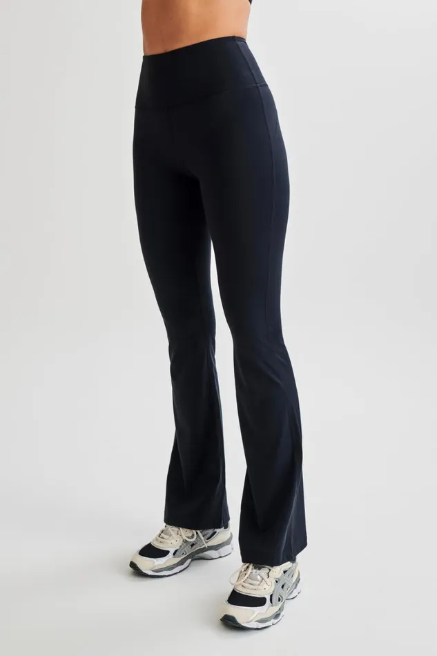 Women Meshki Bottoms Jesse Flared Yoga Pants 8211 Black