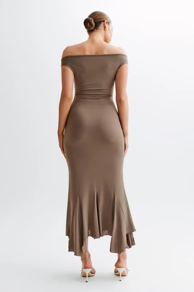Women Meshki Dresses Analina Slinky Handkerchief Midi Dress 8211 Coco