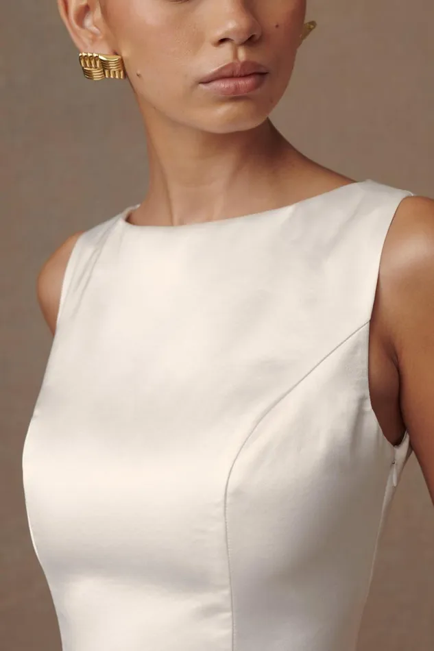 Women Meshki Dresses Fontanne Satin Wedding Gown 8211 White