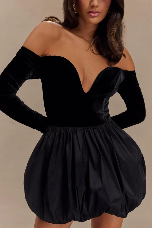 Women Meshki Dresses Liv Off Shoulders Velvet Mini Dress 8211 Black