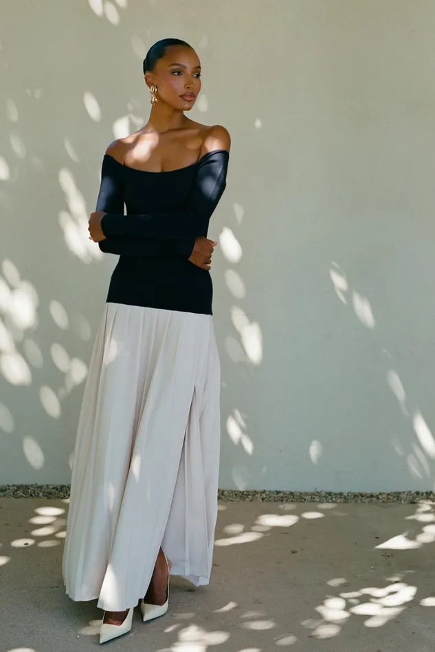 Women Meshki Dresses Presley Contrast Knit Off Shoulder Maxi Dress 8211 Navy And Cream Women Meshki Dresses Presley Contrast Knit Off Shoulder Maxi Dress 8211 Navy And Cream