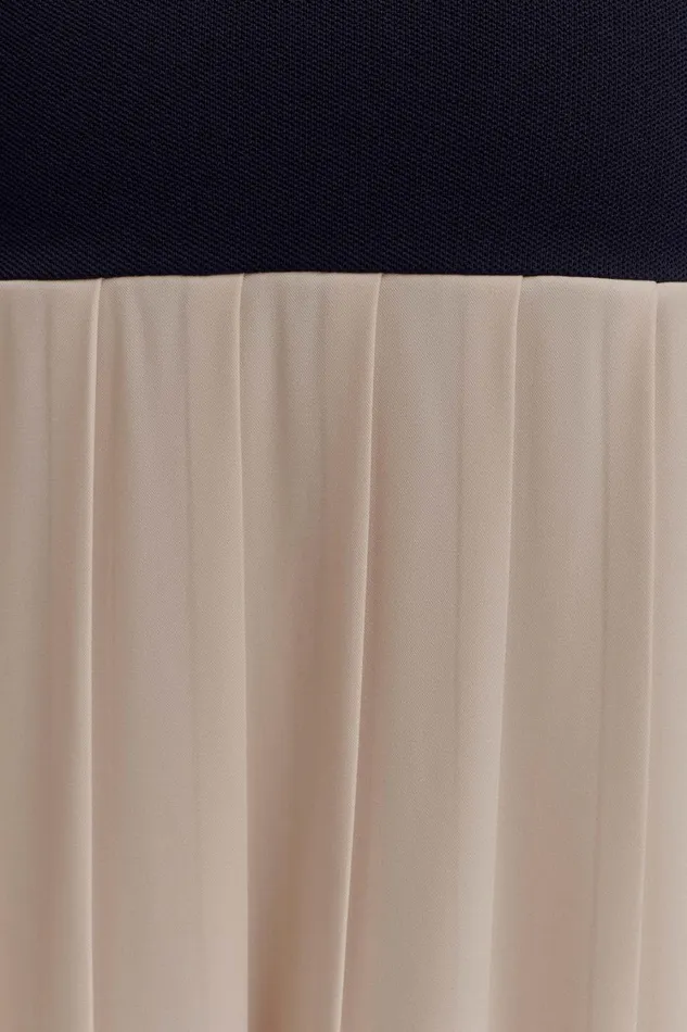 Women Meshki Dresses Presley Contrast Knit Off Shoulder Maxi Dress 8211 Navy And Cream