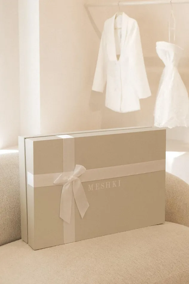 Women Meshki Dresses Saosire Satin Wedding Gown 8211 White