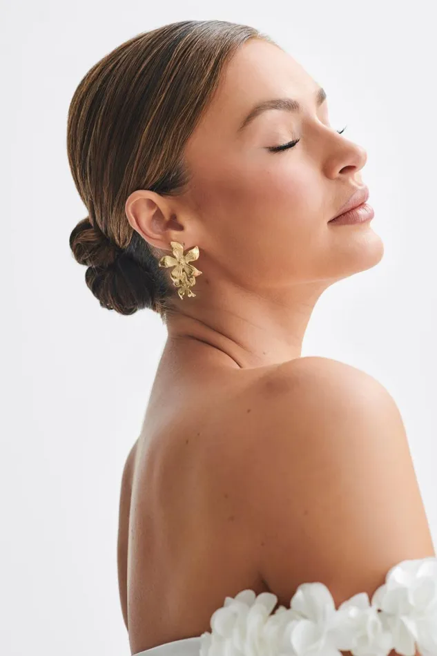 Women Meshki Jewellery Infatuated Drop Flower Earrings 8211 Gold