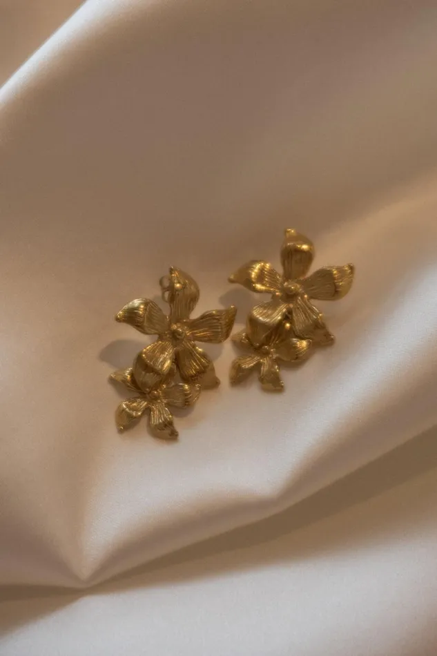 Women Meshki Jewellery Infatuated Drop Flower Earrings 8211 Gold