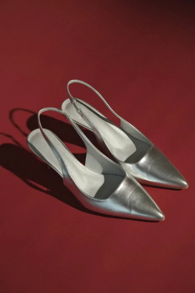 Women Meshki Shoes Dasha Patent Sling Back Heels 8211 Silver