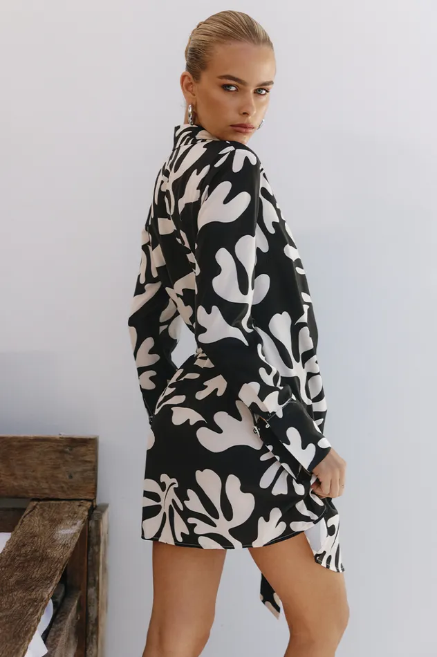 Women Mini Dresses Runaway The Label HATTIE WRAP DRESS Blacksand
