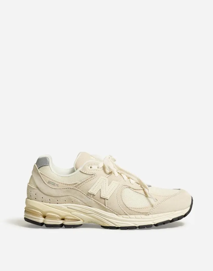 Women New Balance Unisex 2002R Sneakers Calm Taupe Madewell Sneakers