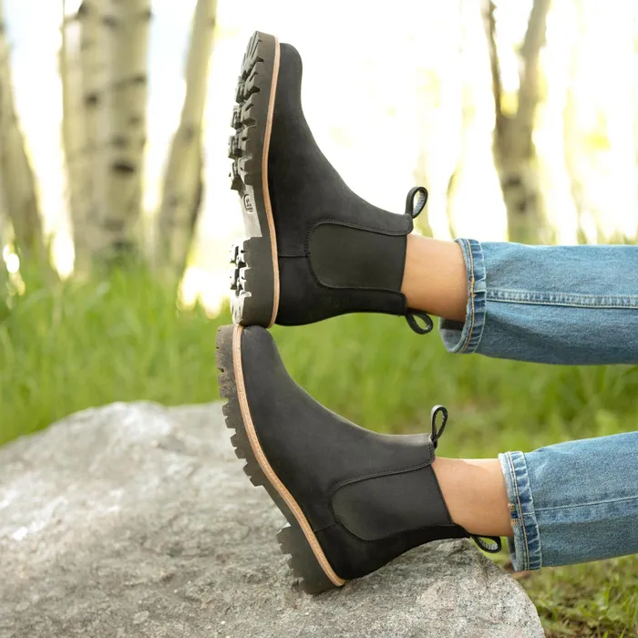 Women Nisolo Boots GoTo Lug Chelsea Boot Black