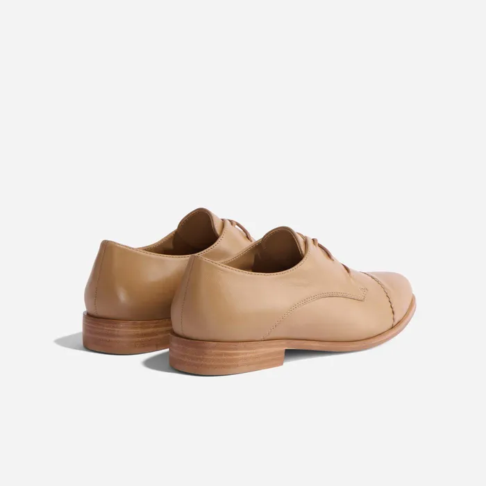 Women Nisolo Flats and Slip Ons Emilia Cap Toe Oxford Almond
